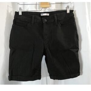SO Women's 13/31W Low Rise Bermuda Black Shorts Cuffed